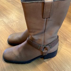 BP brand western style boots